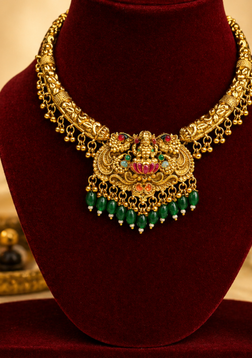 LakshmiPearlNecklaceWhiteGreen (LPNWG001)